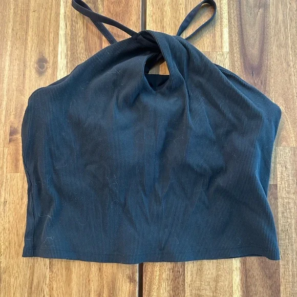 Outdoor Voices Black Halter Crop Top - Picture 1 of 10